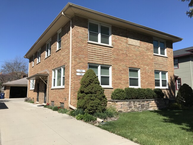 property at 716 N La Grange Rd