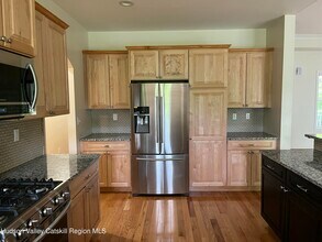 231 Wallace Rd in Valatie, NY - Building Photo - Building Photo