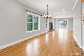2 Murphys Ln in Shelton, CT - Building Photo - Building Photo