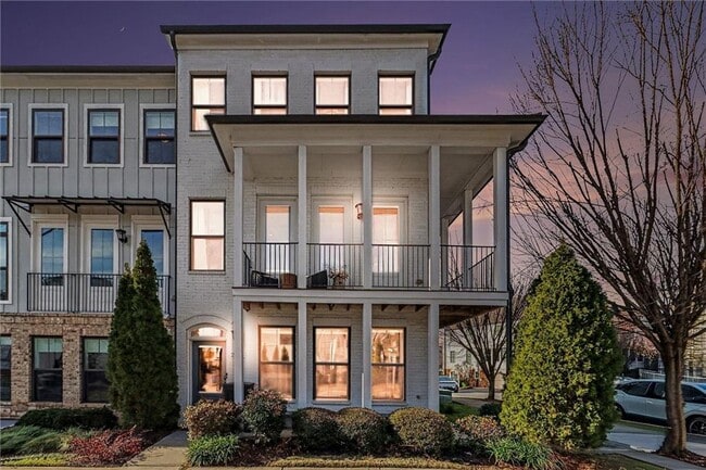 property at 2054 Rockledge Rd NE