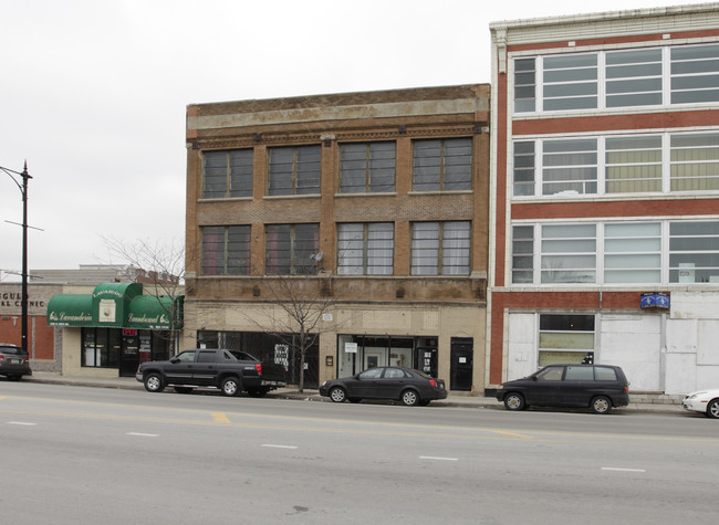 2418 W North Ave in Chicago, IL - Building Photo - Building Photo