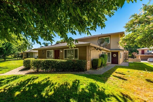 2025 Benita Dr, Unit 1 in Rancho Cordova, CA - Building Photo - Building Photo