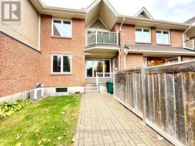 1795 Marsala Crescent in Ottawa, ON - Building Photo