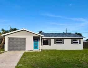 557 Chantilly Dr in Melbourne, FL - Building Photo - Building Photo