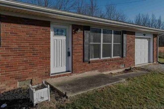 465 Morgan Dr in Austin, IN - Building Photo - Building Photo