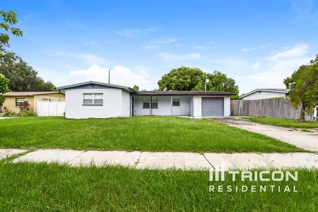 8314 Calais Cir