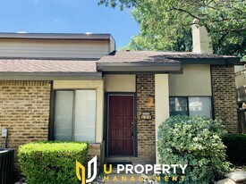 821 Dublin Dr in Richardson, TX - Building Photo