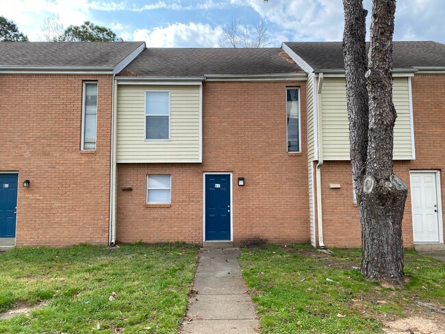 property at 884 Old Hickory Blvd