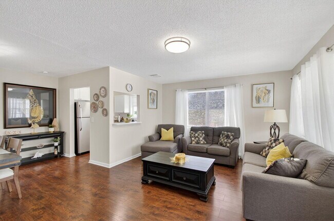 363 Sheffield O in West Palm Beach, FL - Building Photo - Building Photo