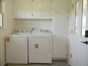802 Westview Ct in Goldsboro, NC - Building Photo - Building Photo