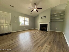 215 Finishing Ln in Sneads Ferry, NC - Building Photo - Building Photo