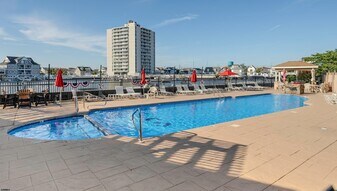 6101 Monmouth Ave in Ventnor City, NJ - Building Photo