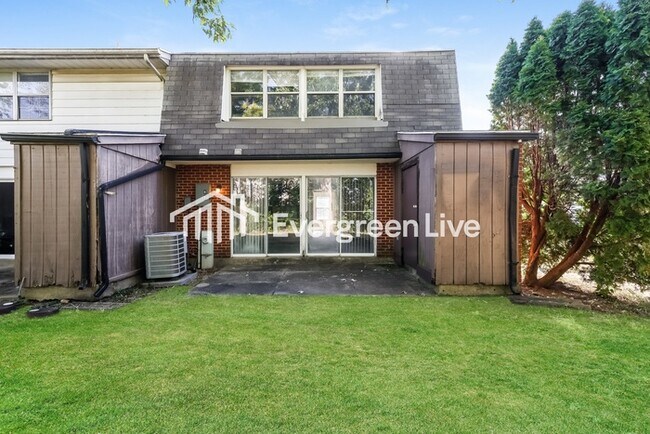 7673 Mt Hood in Huber Heights, OH - Building Photo - Building Photo