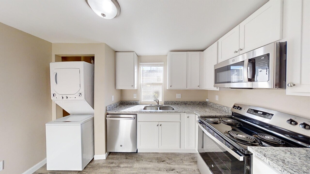 2405 E St Vrain St-Unit -103 in Colorado Springs, CO - Building Photo
