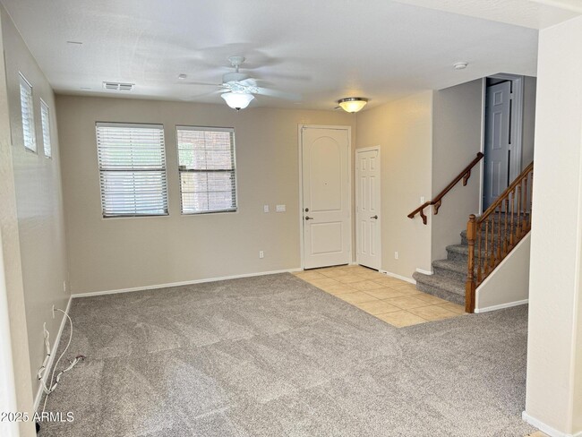 5355 W Chisum Trail in Phoenix, AZ - Building Photo - Building Photo