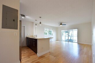 7171 Bay Dr in Miami Beach, FL - Building Photo - Building Photo