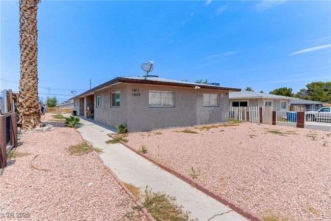 1811 Linden Ave in Las Vegas, NV - Building Photo - Building Photo