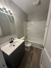 2105 S Vine St in Muncie, IN - Building Photo - Building Photo