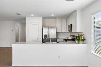 3012 Tooley Dr in Fort Worth, TX - Building Photo - Building Photo