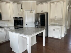 5320 Austrian Pine Ct in Cumming, GA - Foto de edificio - Building Photo