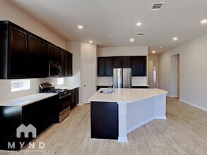 15003 Gelding Hts in San Antonio, TX - Building Photo - Building Photo