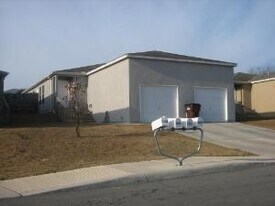 7335 Golf Vista Blvd in San Antonio, TX - Building Photo