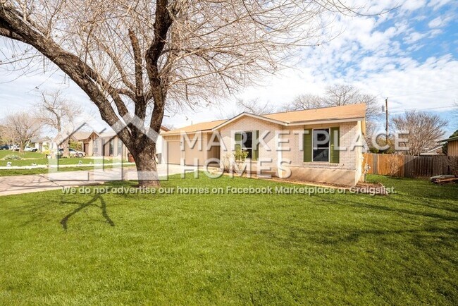 1804 Easton Dr in Round Rock, TX - Building Photo - Building Photo