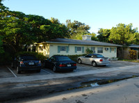 1412 NE 4th Pl in Fort Lauderdale, FL - Foto de edificio - Building Photo