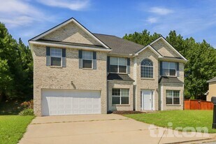 4971 Wewatta St in Atlanta, GA - Building Photo