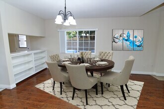 9310 Crebs Ave in Los Angeles, CA - Building Photo - Building Photo