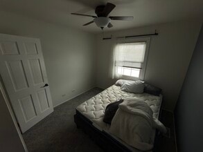 560 Glen Pl in Lombard, IL - Building Photo - Building Photo