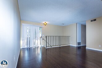 1614 E Fairfield Ct in Ontario, CA - Building Photo - Building Photo