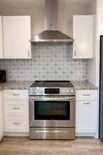 516 Heights Blvd in Houston, TX - Foto de edificio - Building Photo