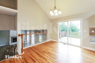 11216 N Sycamore Ct in Kansas City, MO - Building Photo - Building Photo