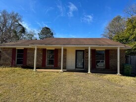 425 Mulligan Dr in Montgomery, AL - Building Photo