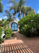 117 W Davis St in Port Isabel, TX - Building Photo - Building Photo