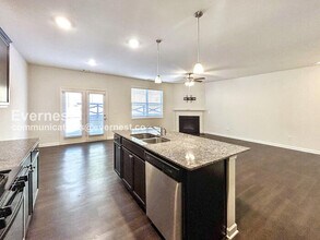 176 Woodhouse Cir in Acworth, GA - Building Photo - Building Photo