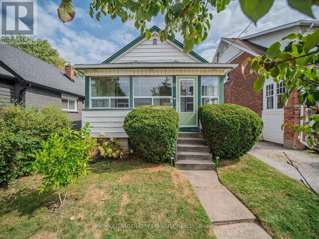 property at 42 Grantham Ave S