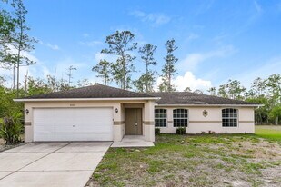 4680 4th Ave SE in Naples, FL - Building Photo