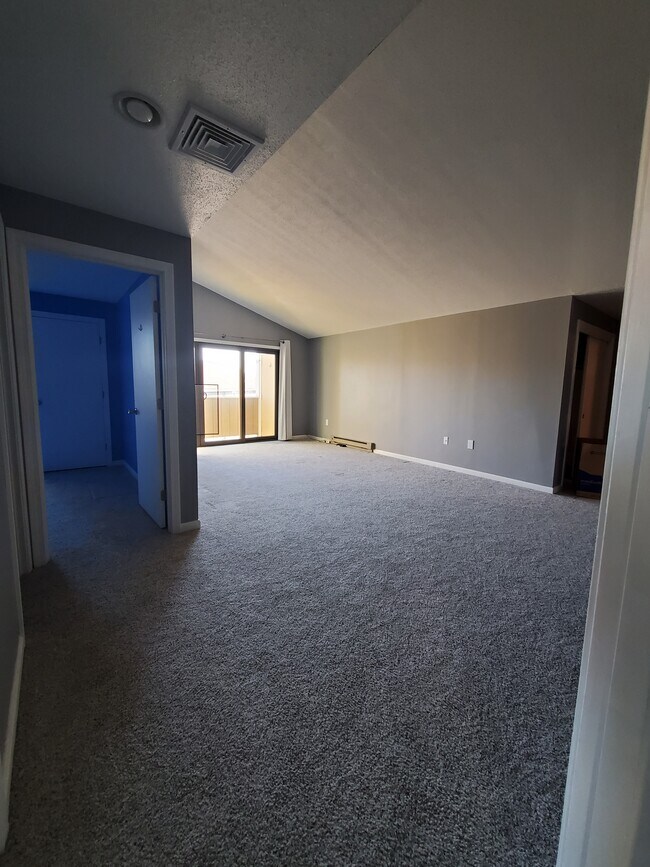 5 Marc Dr Rentals in Plymouth, MA