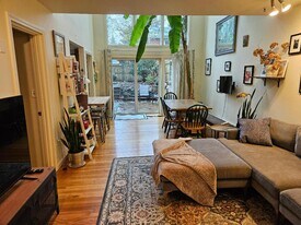 155 Bradley St, Unit #1 in New Haven, CT - Building Photo