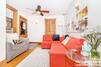 87 Myrtle St in Boston, MA - Building Photo - Building Photo