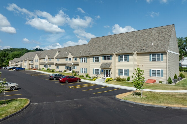 175 James St in Worcester, MA - Foto de edificio - Building Photo