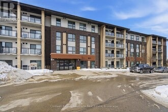 17 Kay Cres in Guelph, ON - Building Photo - Building Photo