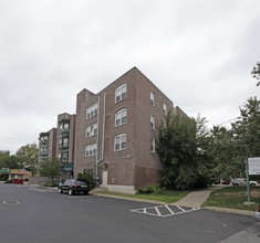 Darby Court Apartments in Darby, PA - Building Photo - Building Photo