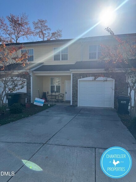 136 Sunnyview Ln in Clayton, NC - Building Photo - Building Photo