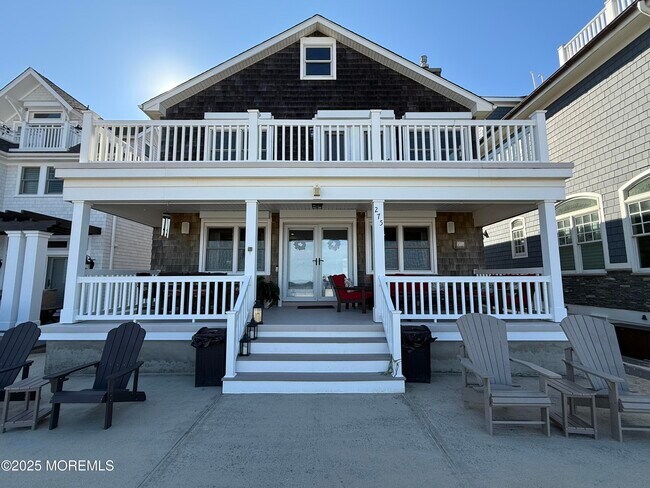275 Beach Front in Manasquan, NJ - Building Photo - Building Photo
