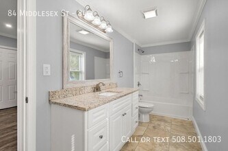 84 Middlesex St in North Chelmsford, MA - Building Photo - Building Photo