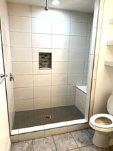 325 Clemente Ave in Brownsville, TX - Foto de edificio - Building Photo