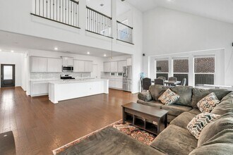 133 Lenera Dr in Liberty Hill, TX - Building Photo - Building Photo